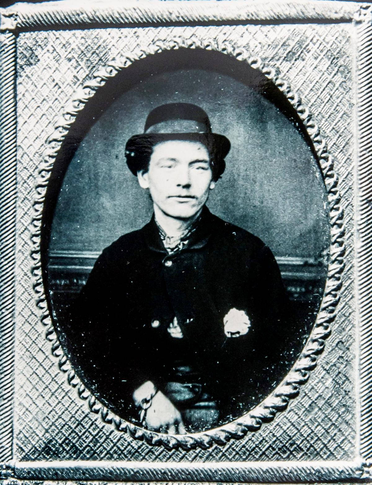 A mugshot of Samuel Crowley, charged with having skeleton keys in October 1862.