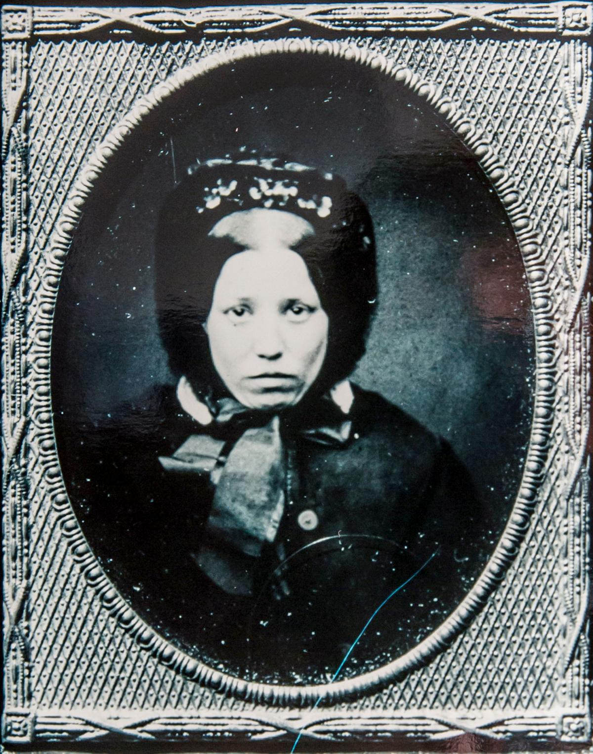A mugshot of Sarah Rivers in 1862, crime unknown.
