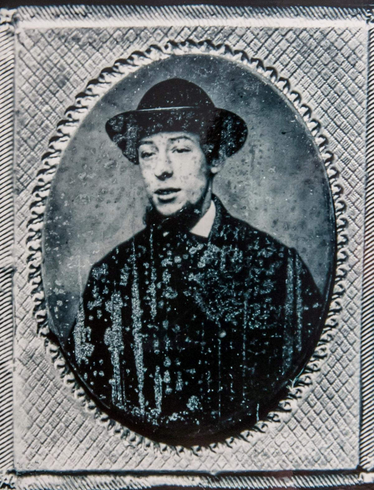 A mugshot of an unknown man from between 1850-70.