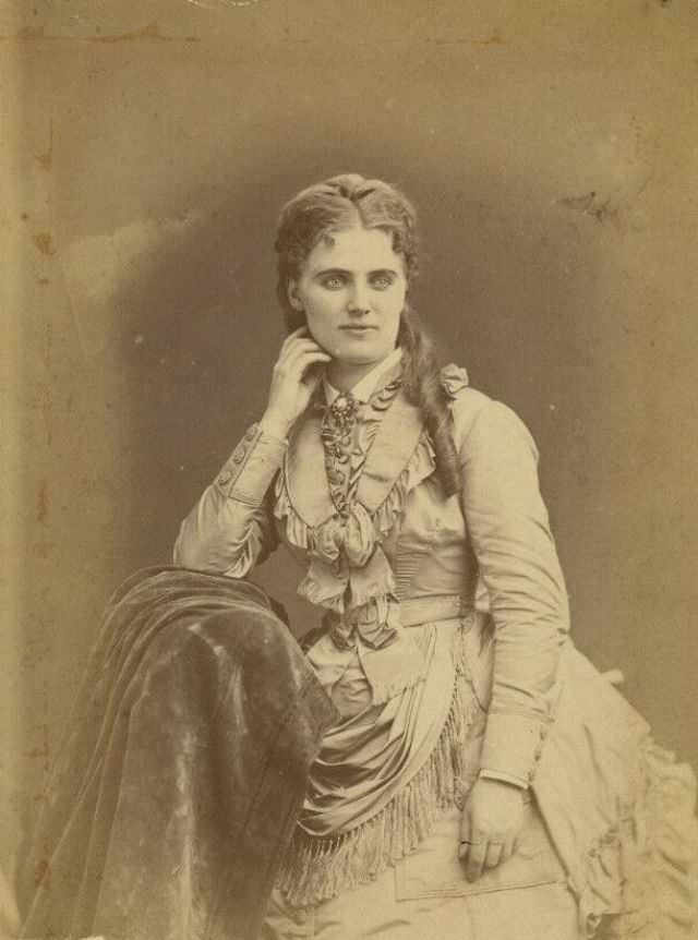 Christina Nilsson: Life story and Fabulous Photos of the Victorian Era’s Most Famous Divas