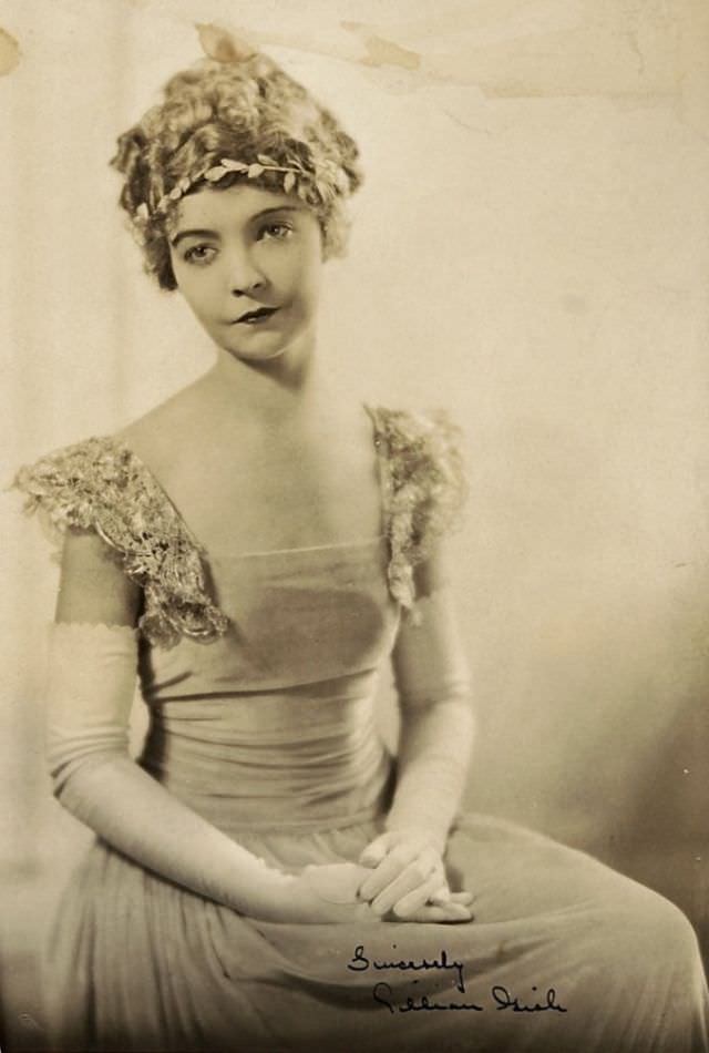 Lillian Gish, 1923