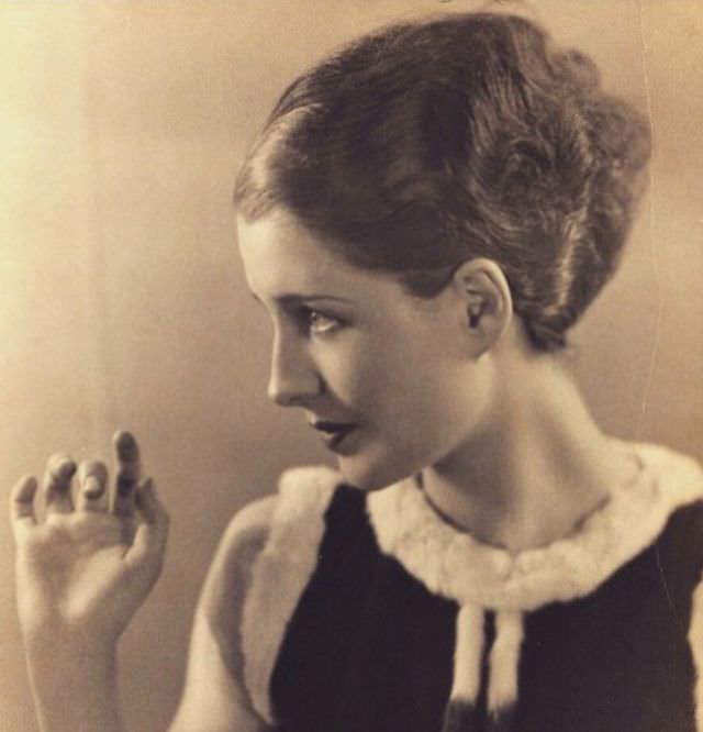 Norma Shearer, 1925