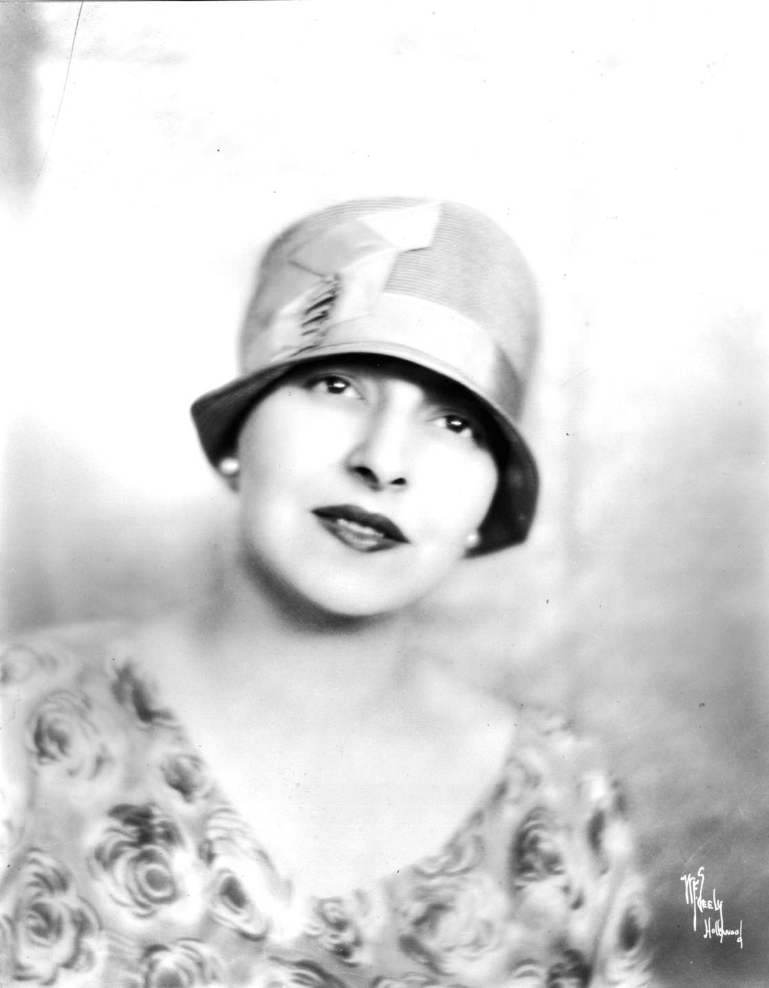 American screenwriter and novelist Lenore J. Coffee, 1925.