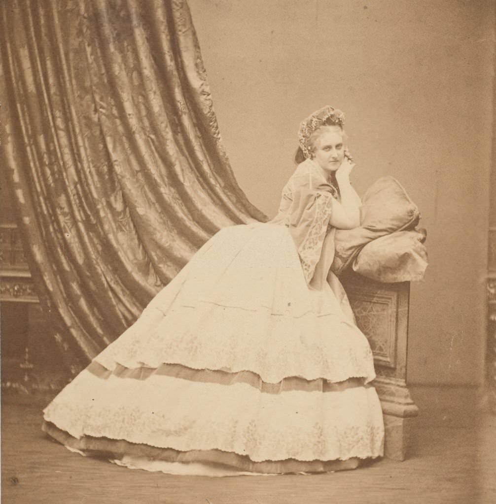 The Velvet Case, 1860s.