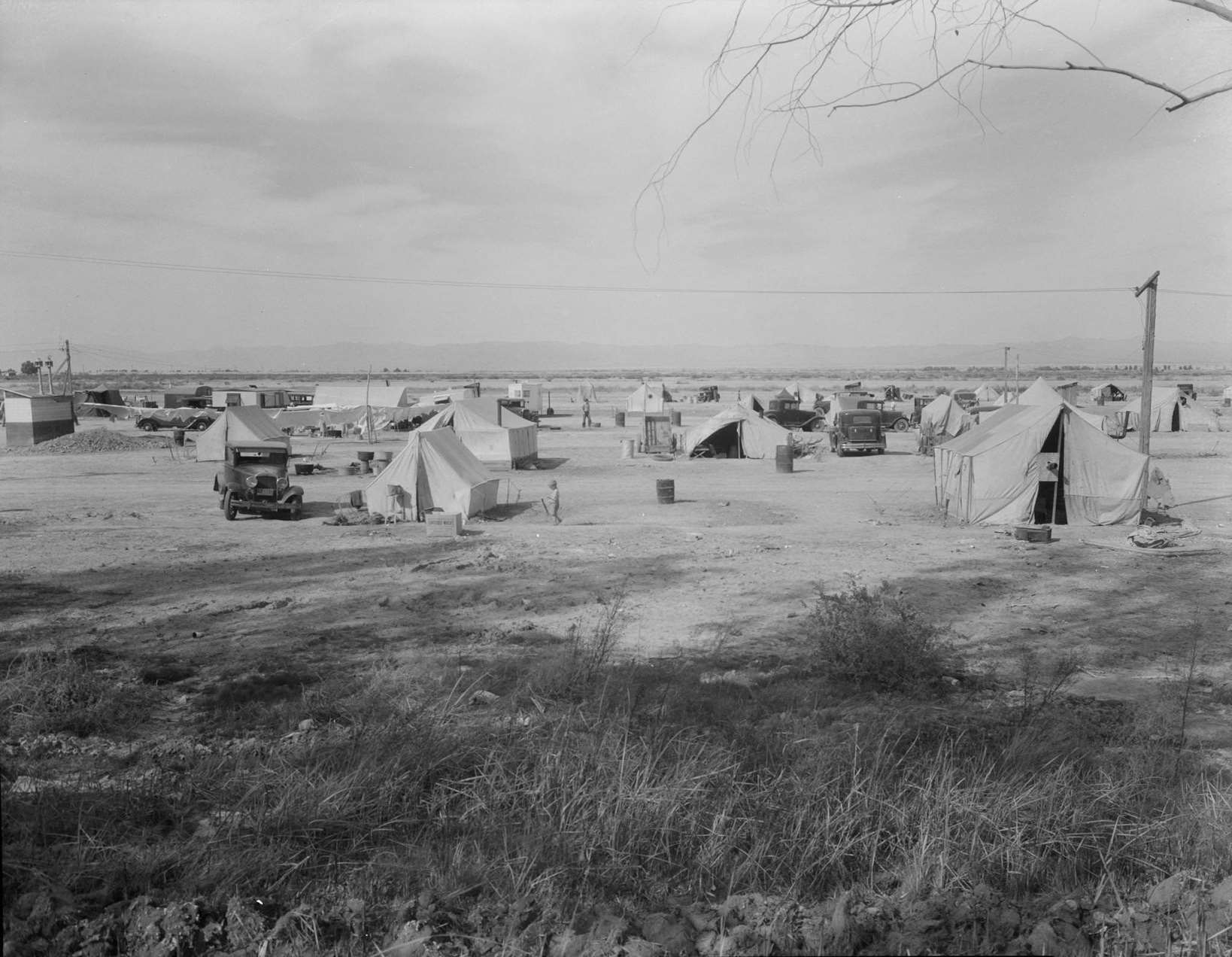 Auto camp north of Calipatria, California, 1935