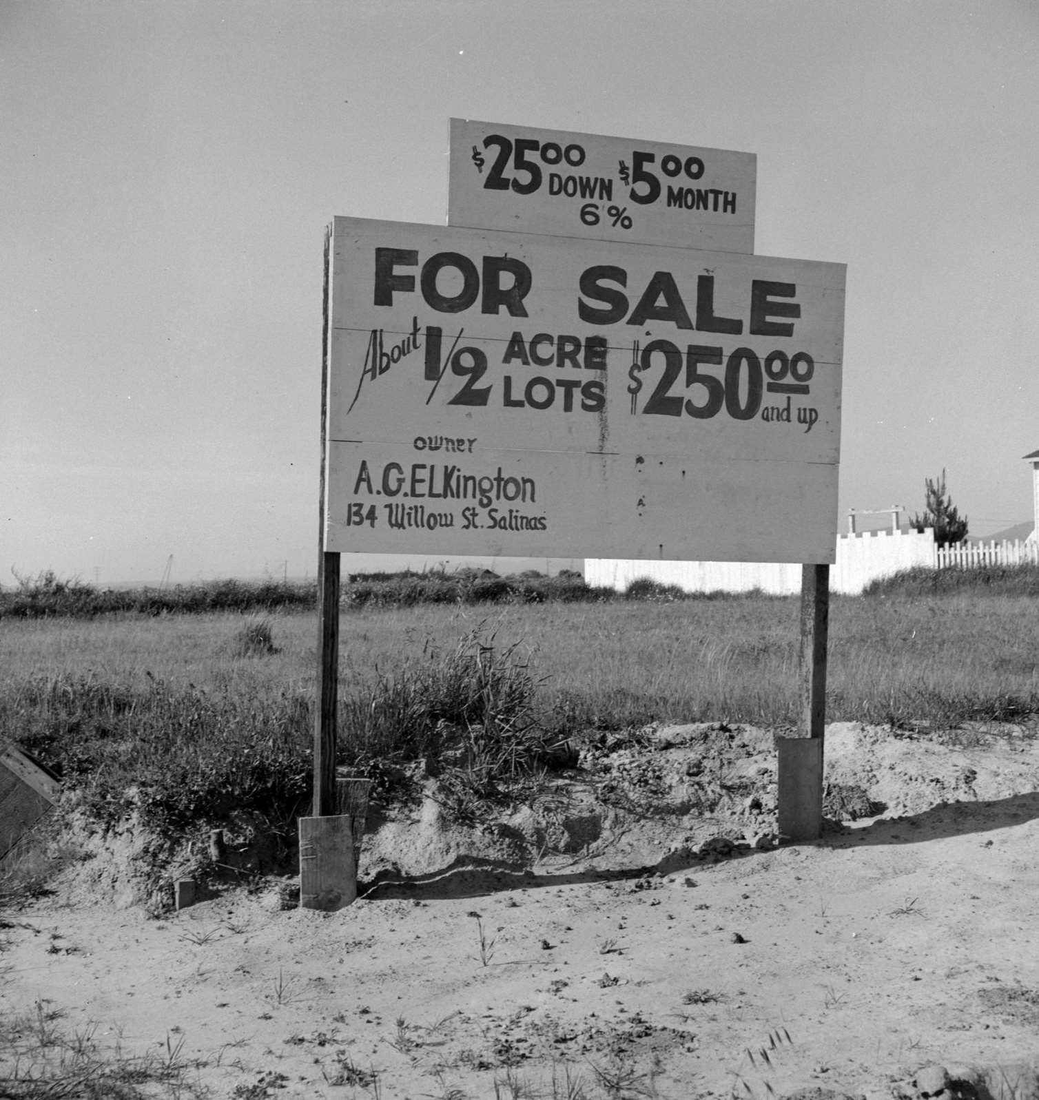 Housing for lettuce workers on edge of town, 1938