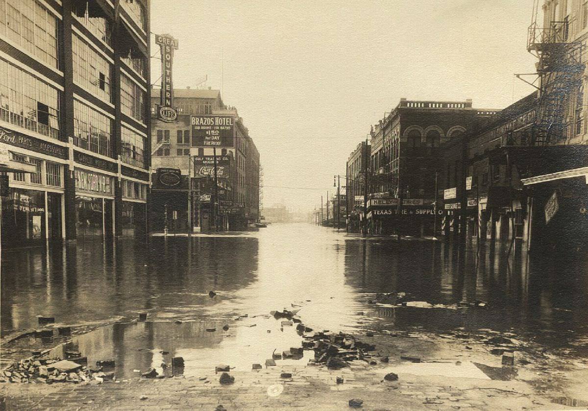 Flooded street in Downtown Houston, 1935