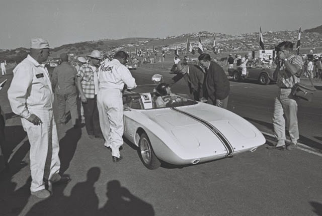 Ford Mustang I at the 1962 Pacific Grand Prix