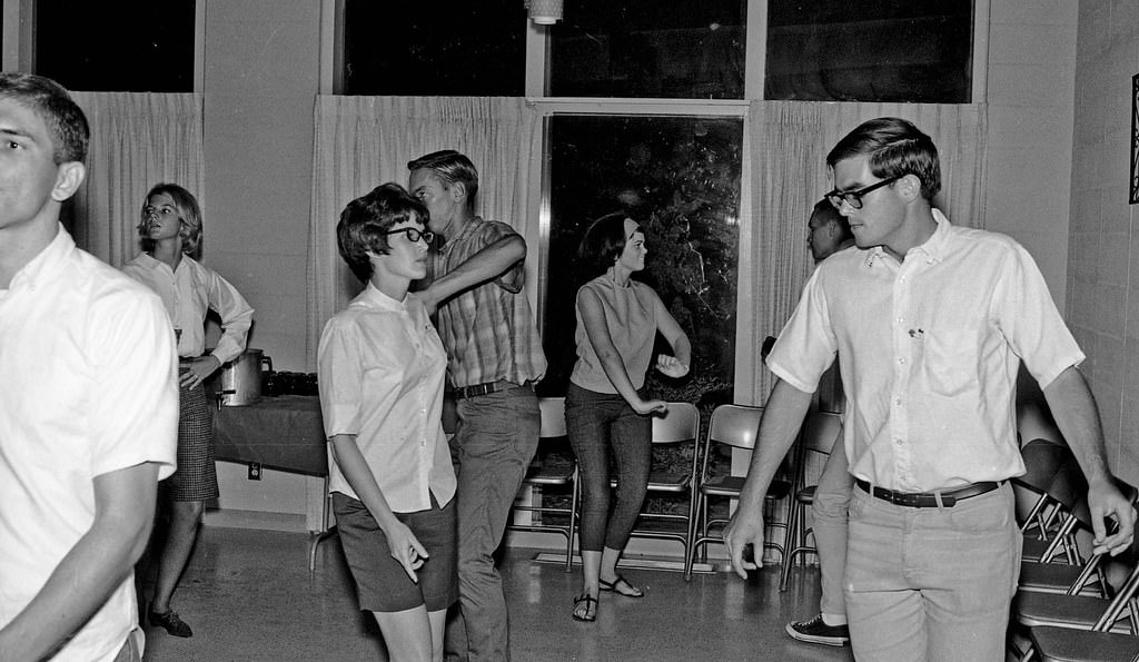 Casual dance party, 1965