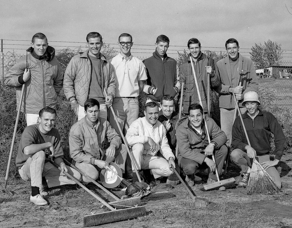 Weekend volunteer work crew, Fresno State College, 1963