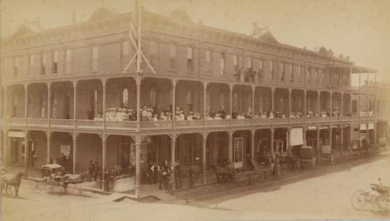 Grand Central Hotel, 1866