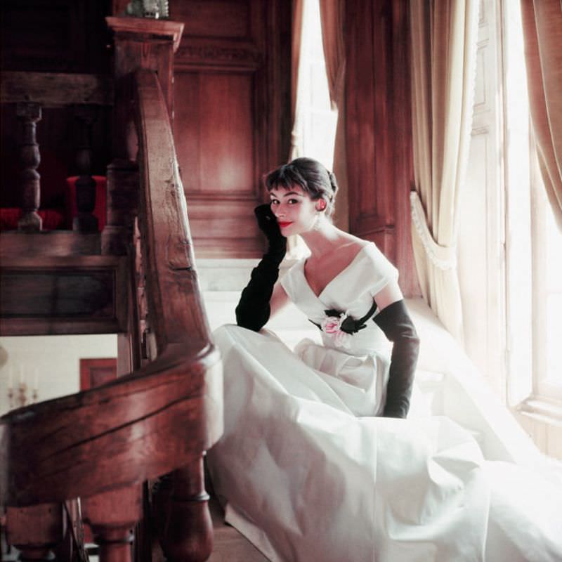 Anne Gunning in gown by Jacques Fath, photo by Mark Shaw, 1953