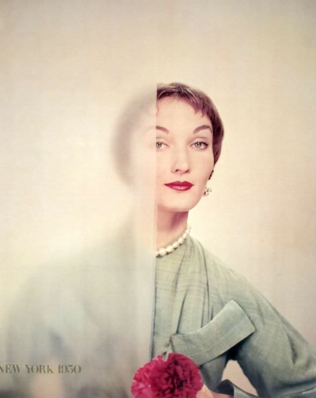 Evelyn Tripp in dress by Jacques Fath, photo by Erwin Blumenfeld, 1950.