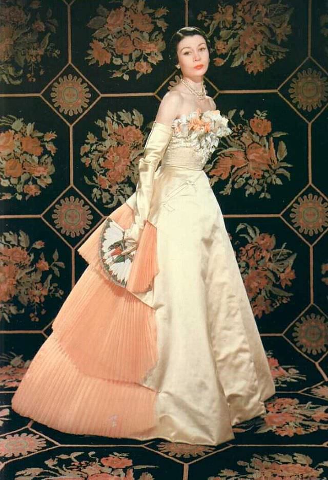 Agnès in exquisite ball gown by Jacques Fath, 1951