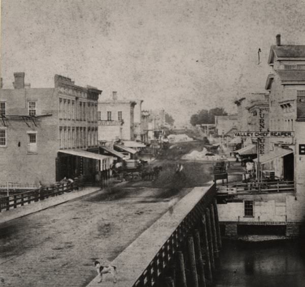Milwaukee Street in Janesville, 1865