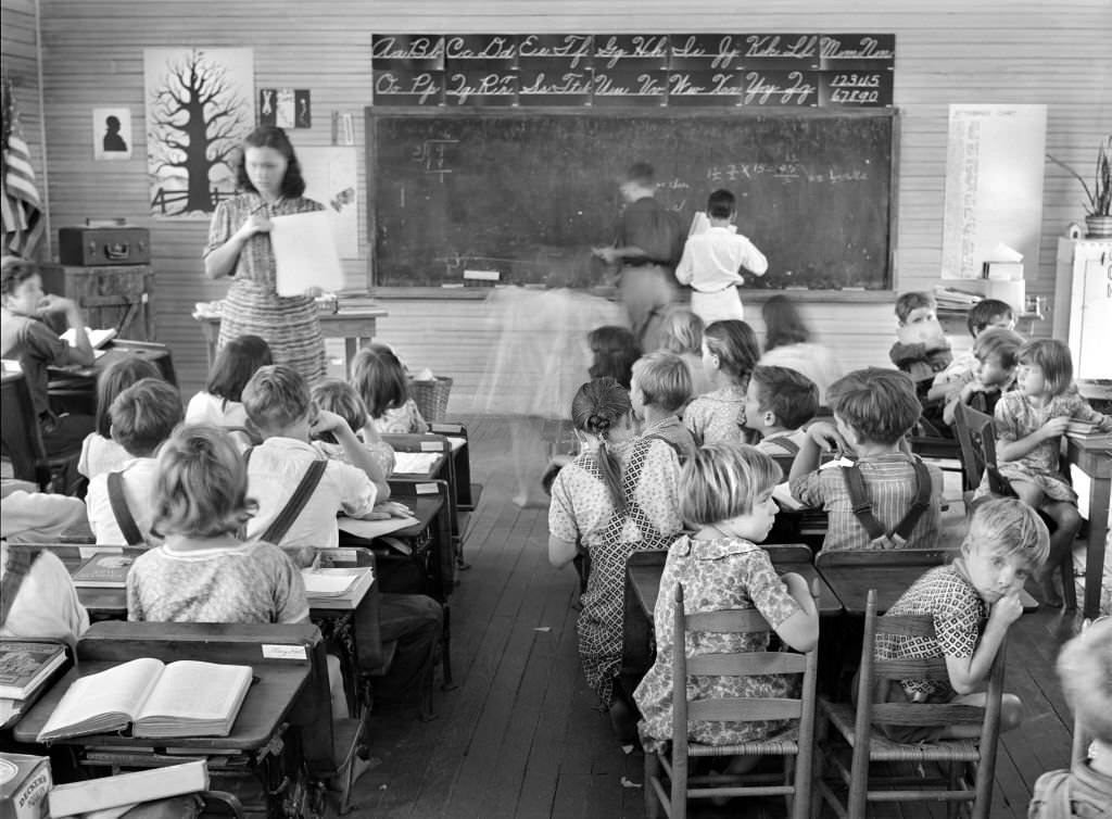 One-room School showing overcrowded conditions, Breathitt County, Kentucky, September 1940