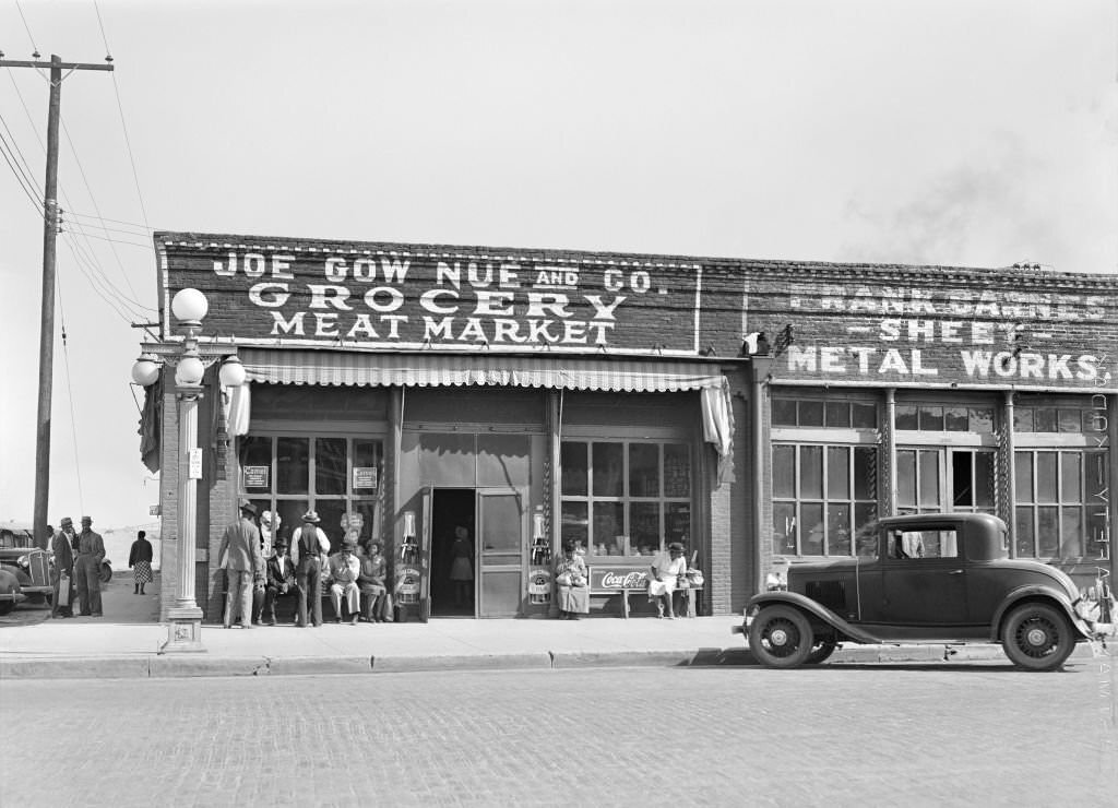 Chinese Grocery Store, Leland, Mississippi, November 1939