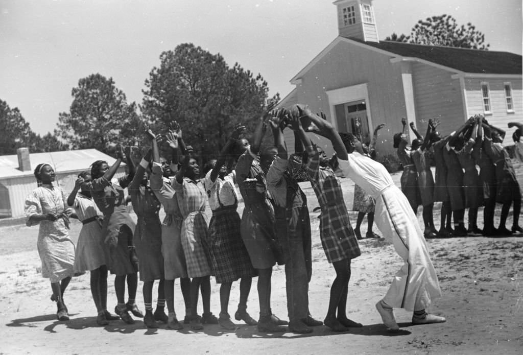 Game At Gee's Bend, 1939