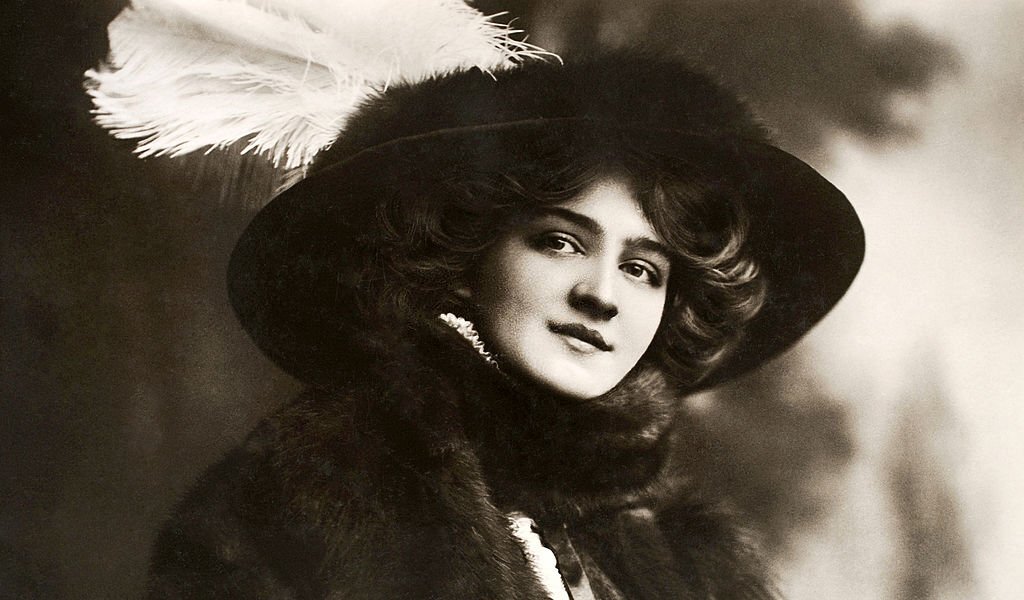 Lily Elsie, 1900