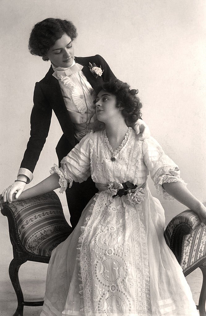 Lily Elsie with Adrienne Augarde, 1907