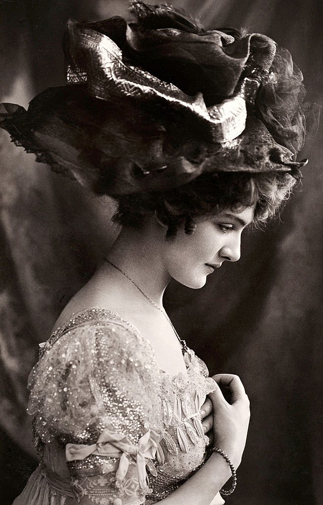 Lily Elsie, 1901