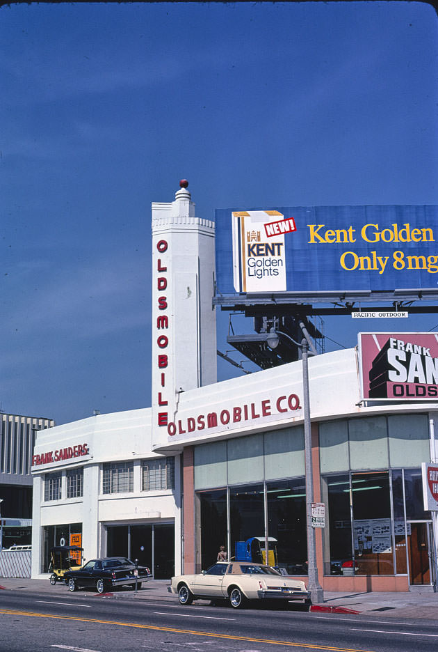 Sanders Oldsmobile, La Brea & Wilshire, Los Angeles, California, 1977