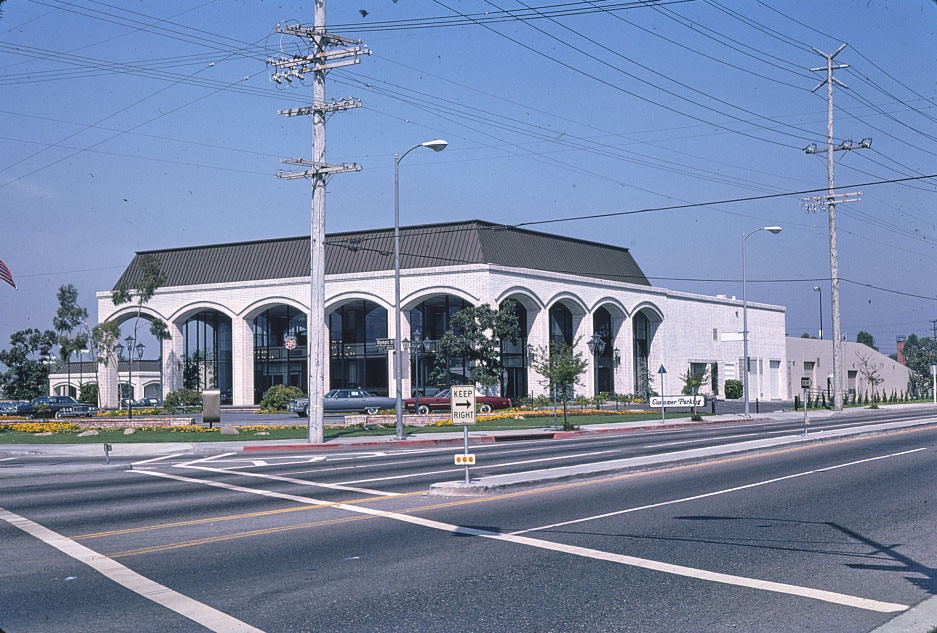 Martin Cadillac, site of old drive-in, Olympic and Bundy, Los Angeles, California, 1977