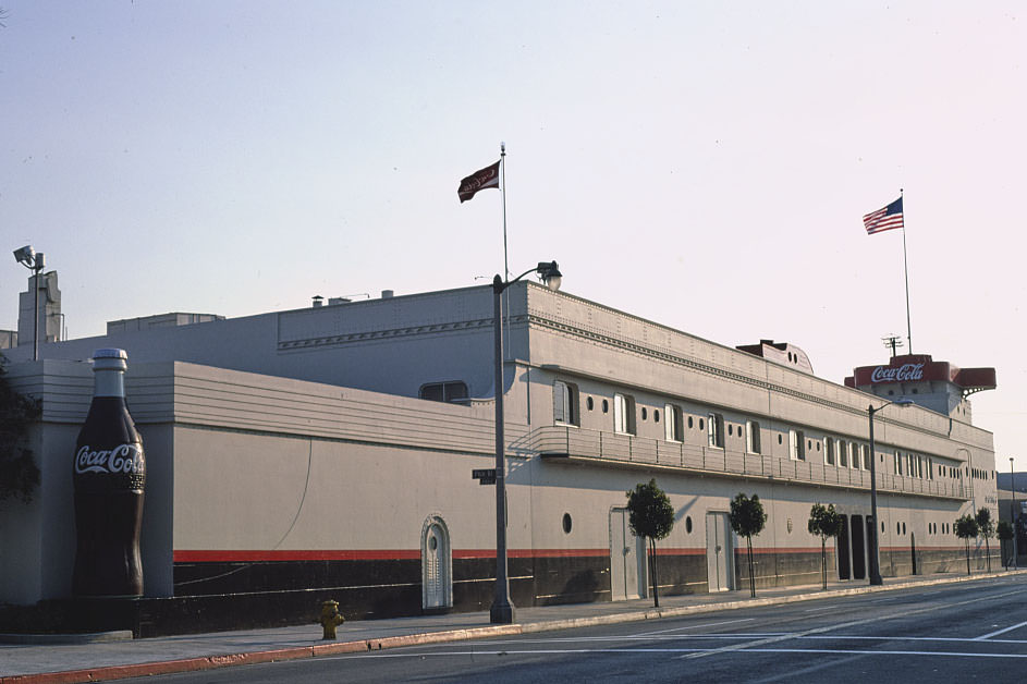 Coca Cola Bottling Company, overall diagonal view from right, 14th & Central Avenue, Los Angeles, California, 1977