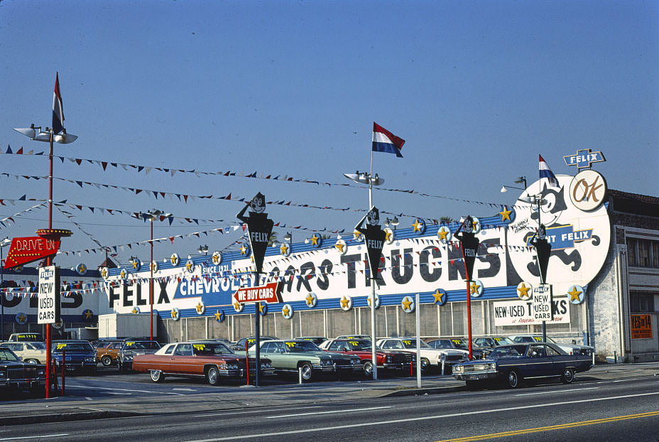 Giant Felix Used Cars, Los Angeles, California, 1976