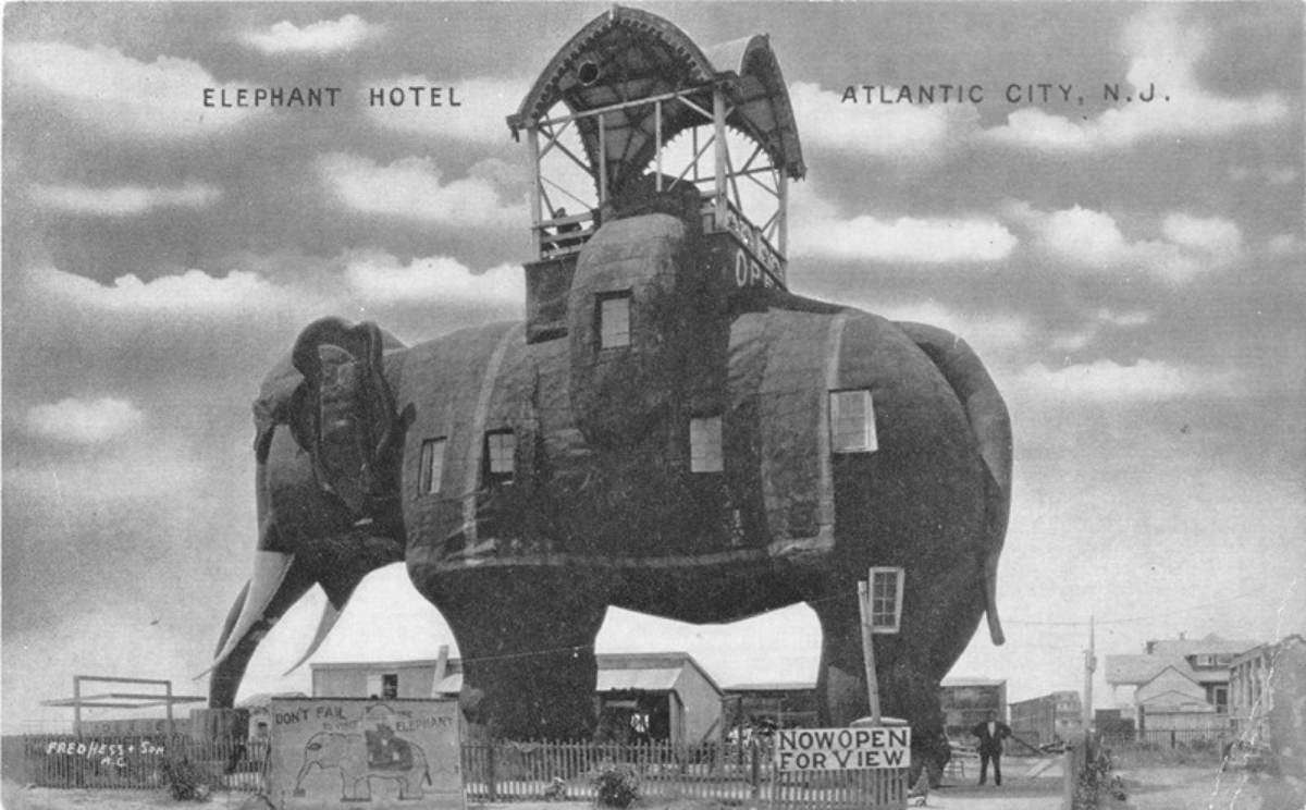 Lucy the Elephant: The 65 Feet long Hotel in Margate City, New Jersey