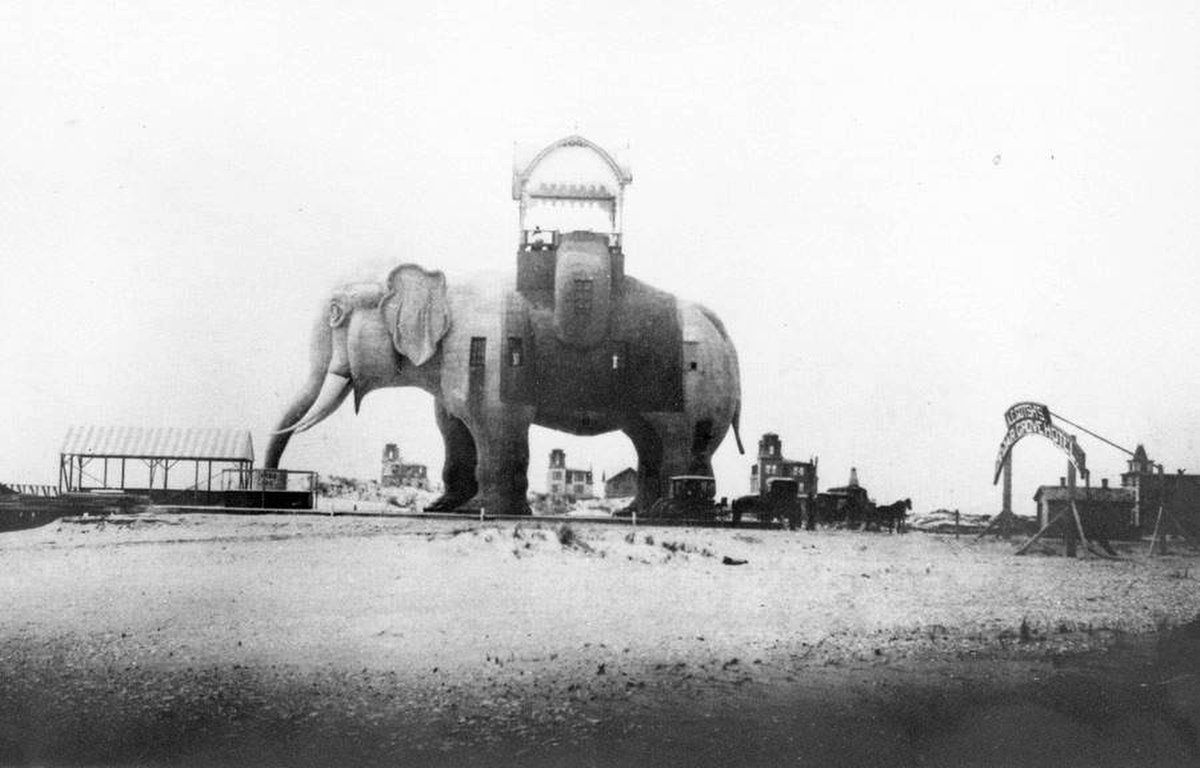 Lucy the Elephant: The 65 Feet long Hotel in Margate City, New Jersey