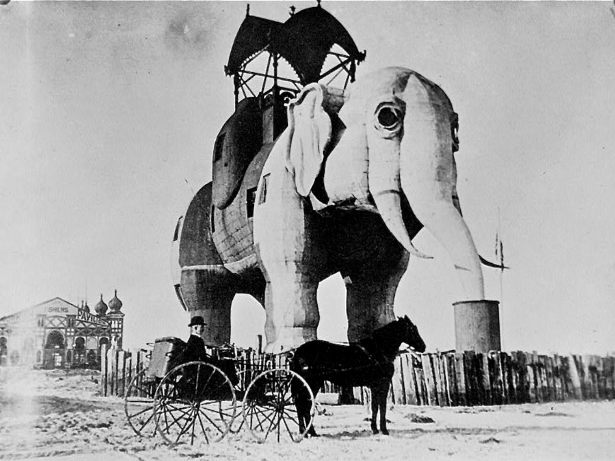 Lucy the Elephant: The 65 Feet long Hotel in Margate City, New Jersey