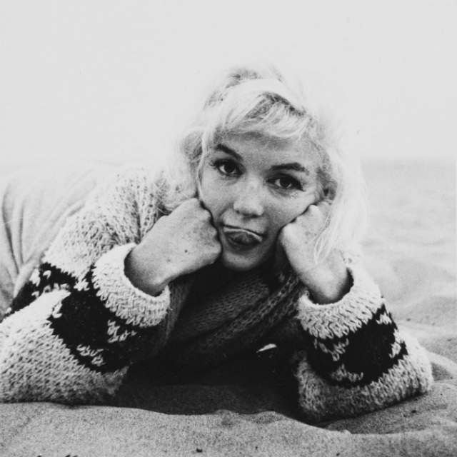 Goofy Photos of Marilyn Monroe making Funny Faces