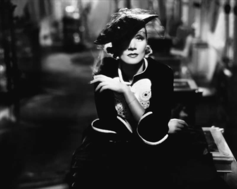 Gorgeous Photos of Marlene Dietrich from the Movie 'Desire (1936)'