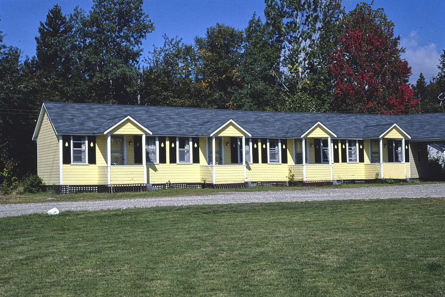 Mt. Jefferson Motel, Randolph, New Hampshire, 1985