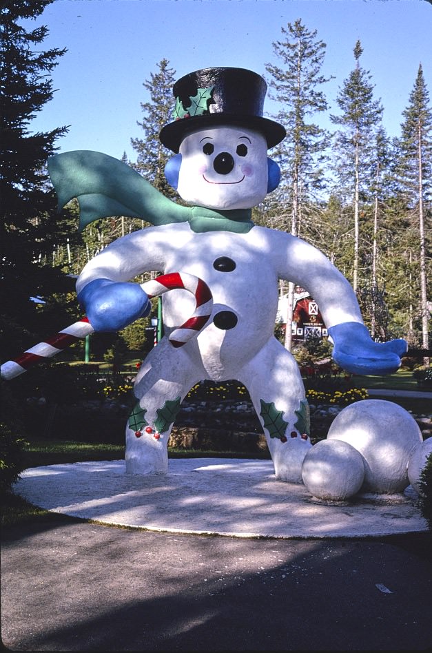 Snowman (vertical), Santa's Village, Route 2, Jefferson, New Hampshire, 1981