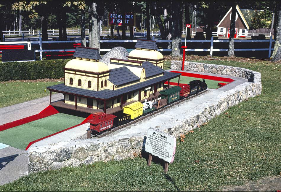Funspot mini golf, Route 3, Weirs Beach, New Hampshire, 1983