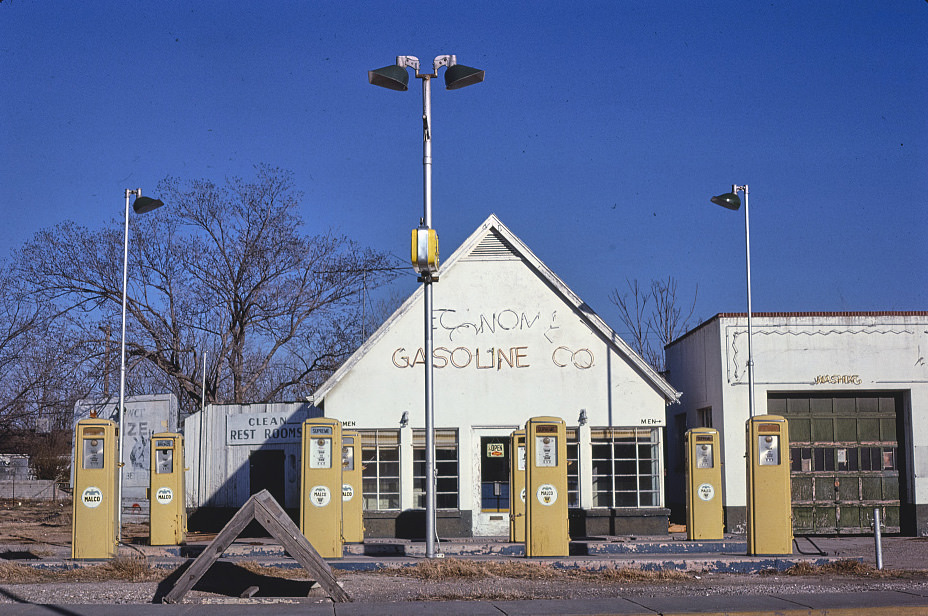 Economy Gasoline Co., Carlsbad, New Mexico, 1981