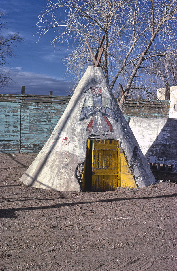 Teepee at gas station, souvenir place, Route 66, Albuquerque, New Mexico, 1992