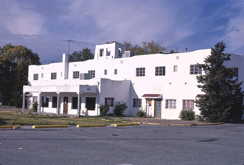 Casa Grande Motel, Albuquerque, New Mexico, 1987