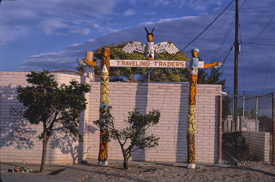 Traveling Traders (Black Hawk Jewelry), Central Avenue, Albuquerque, New Mexico, 1987