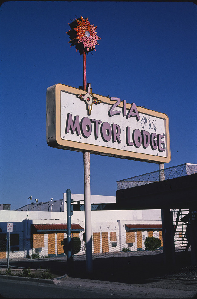Zia Motor Lodge sign, Albuquerque, New Mexico, 1997