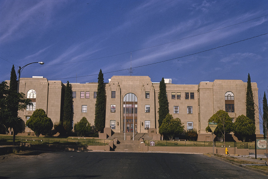 Grant County Courthouse, entire street, Copper Street, Silver City, New Mexico, 1993