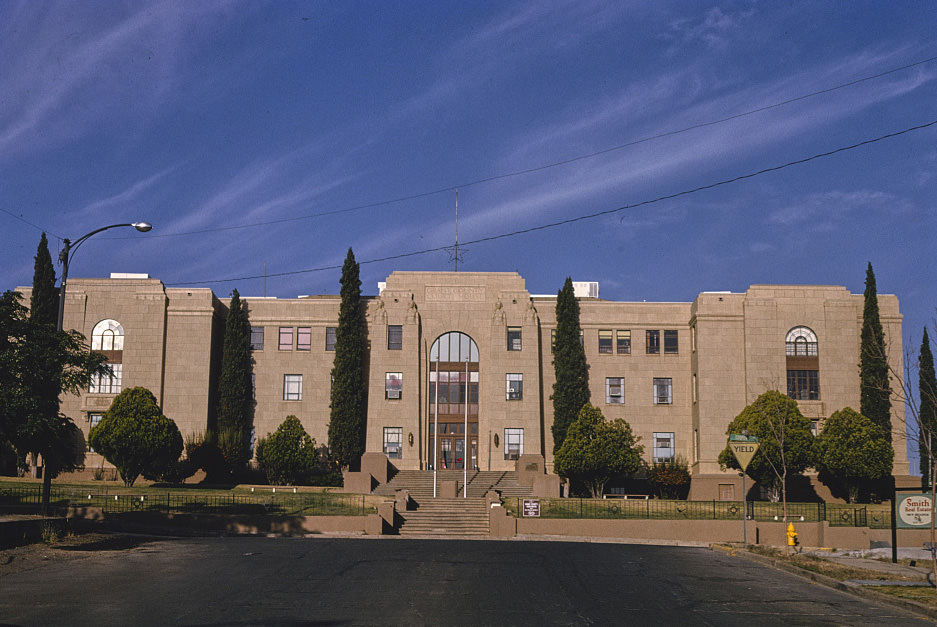 Grant County Courthouse, entire street, Copper Street, Silver City, New Mexico, 1991