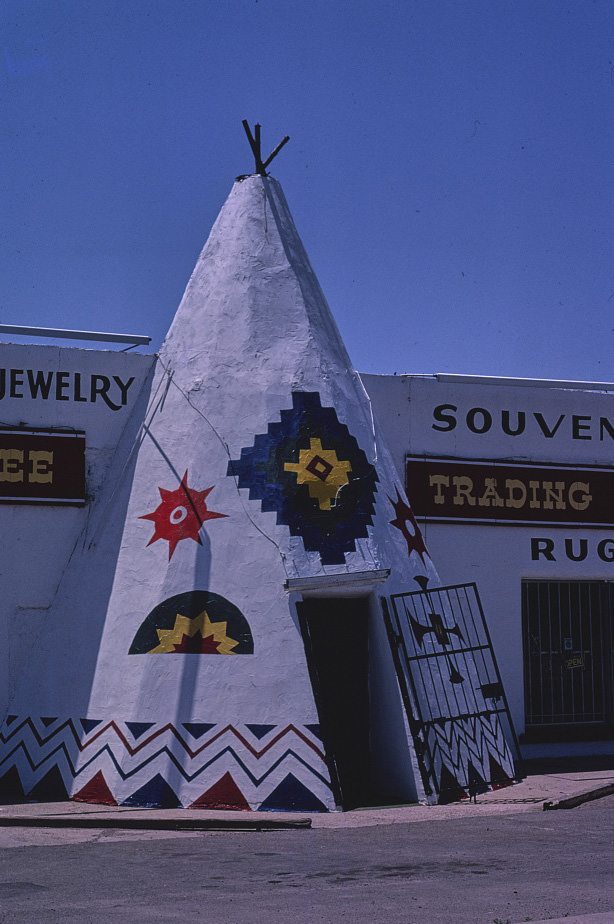 Jene's Teepee Gifts, Route 66, Tucumcari, New Mexico, 1982