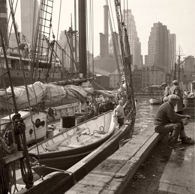 Brooklyn docks, view of Manhattan, New York City, 1934