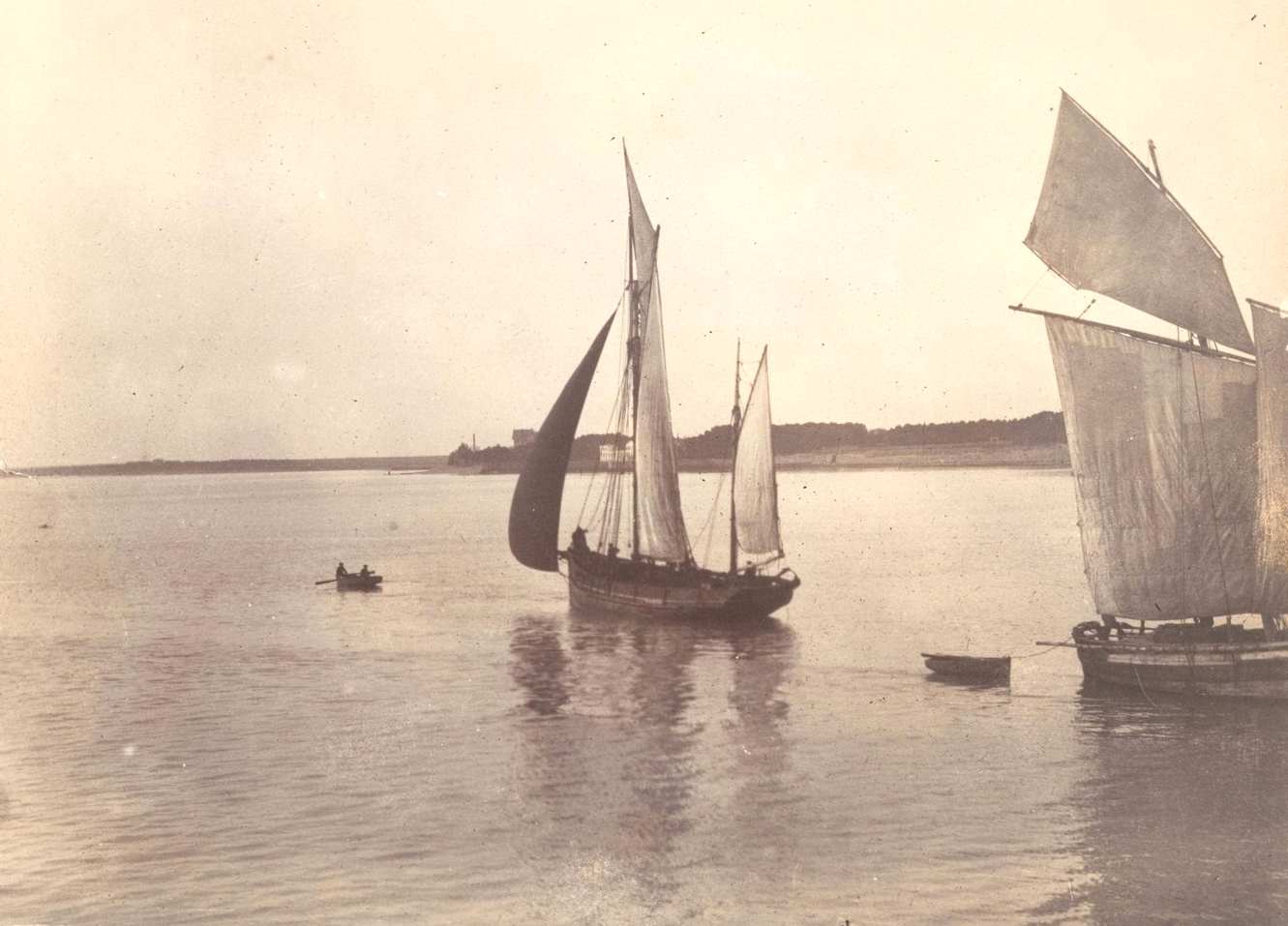 Boats at La Rochelle, 1896