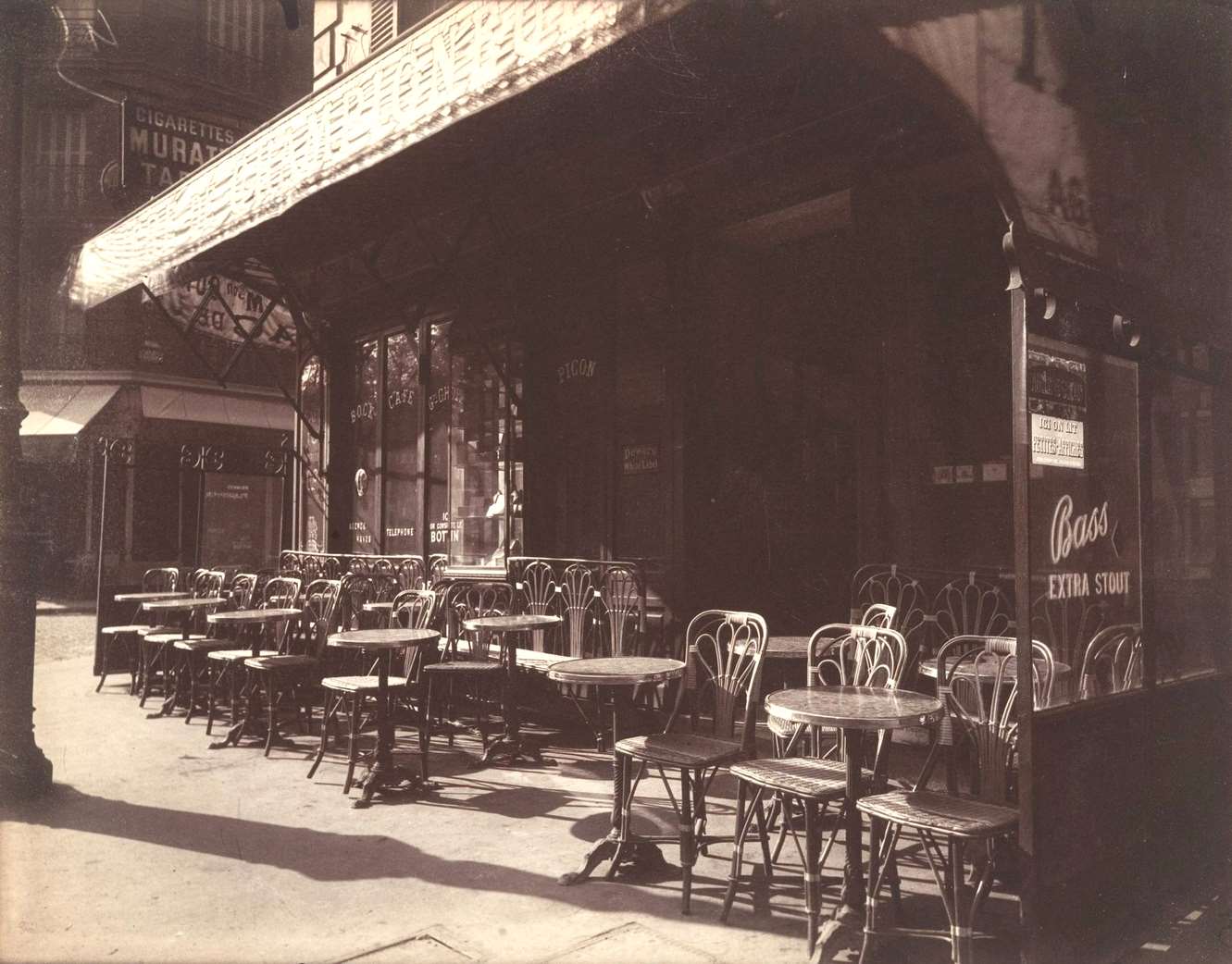Cafe, Avenue de la Grande-Armee, 1924