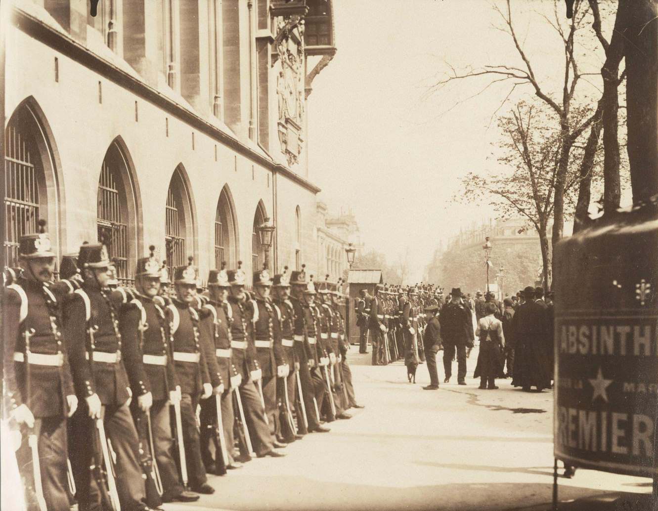 Republican Guards in Front of the Palais de Justice, 1900