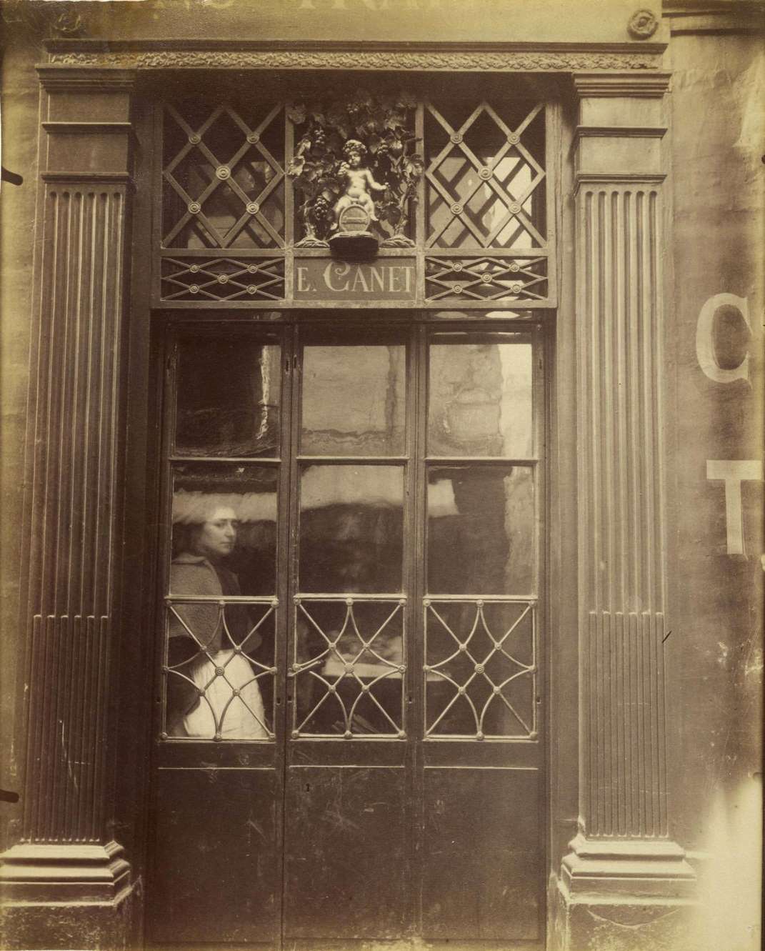 Storefront (Little Bacchus), rue Saint-Louis-en-I'Ile, 1902
